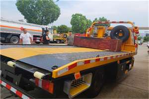 真如镇附近拖车电话号码服务